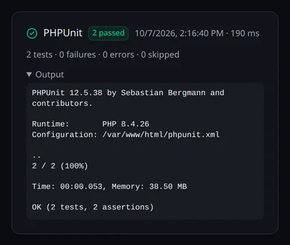 Ein fertiger PHPUnit-Lauf mit 2 bestanden, seinen Zahlen und dem geöffneten Bereich Output mit dem, was PHPUnit ausgegeben hat